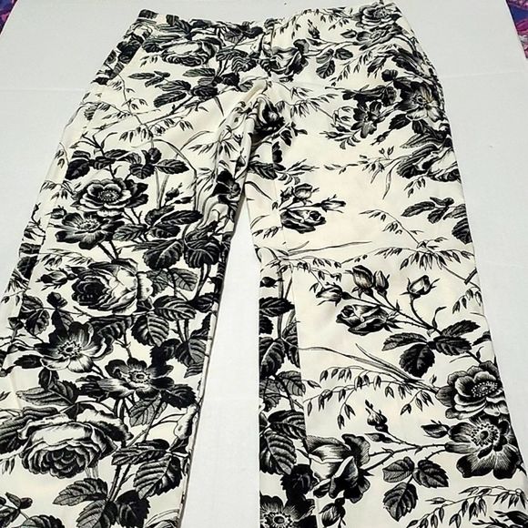 Express Stretch Cream Floral Straight Leg Casual Summer Ankle Pants - Picture 2 of 11